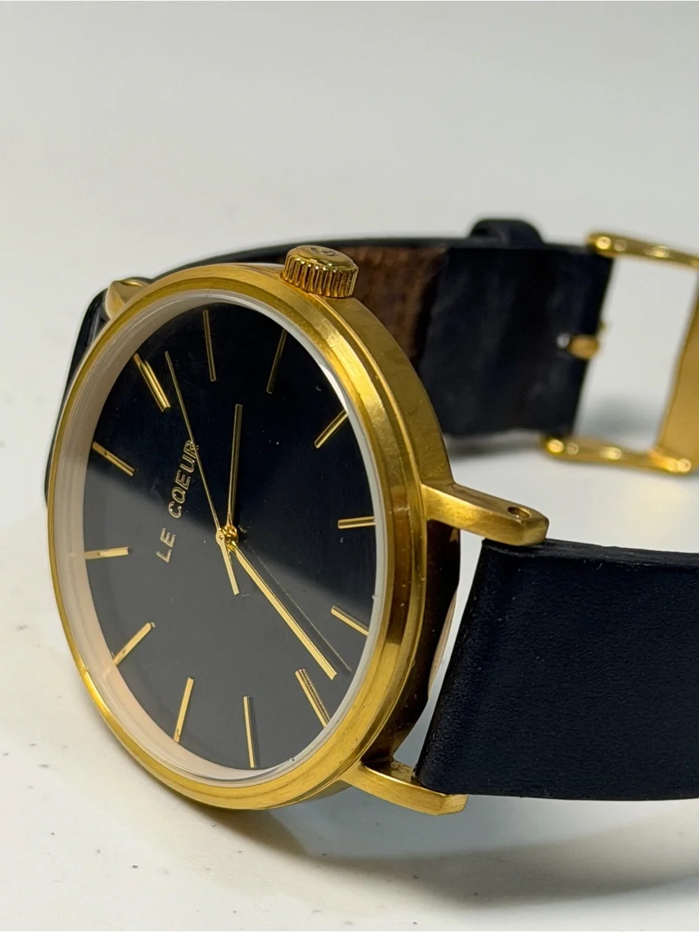 LE COEUR Minimalist Gold Tone Watch Genuine Leather 44.5mm